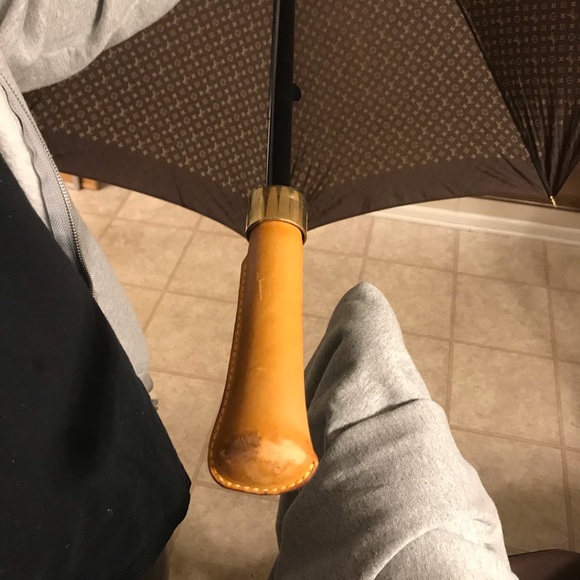 LOUIS VUITTON: Brown Umbrella $600 - Picture 5 of 8